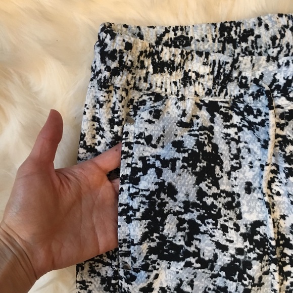 H&M Patterned Draw String Trousers - Picture 4 of 5